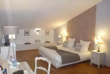 Le Mas De Gleyzes B&b De Charme