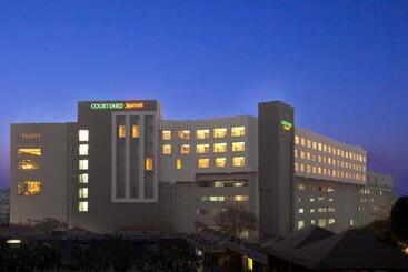 Hotel Courtyard By Marriott Bilaspur
