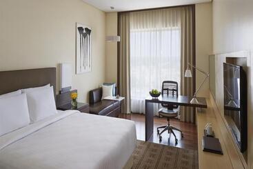 酒店 Courtyard By Marriott Bilaspur