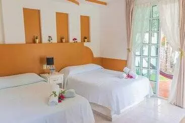 هتل Lagoon  Pet Friendly