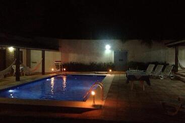 בית מלון כפרי Pousada Salvador Paradise