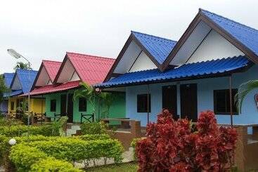 בית מלון כפרי Ruenview Resort