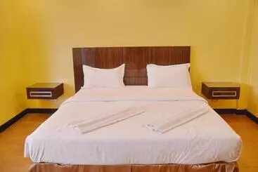 Отель Taj Place Residency