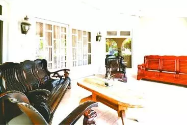 Bubali Villa & Apartments