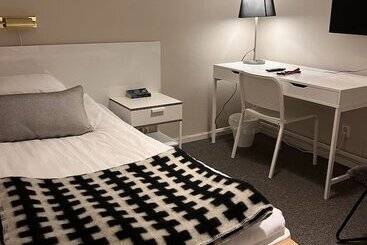 ホテル L Garvaren