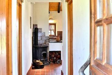 קוטג'' Cerro Da Fontinha