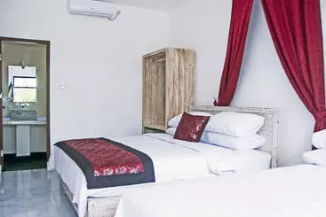 בית מלון כפרי Lombok Senggigi