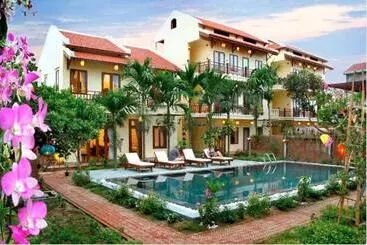 هتل Villa Orchid Garden Riverside