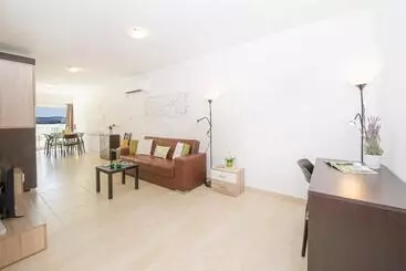 آپارتمان‌های توریست‌ها Summer Breeze Comfort Sunny Apartments Close To The Sandy Beaches   By Getawaysmalta