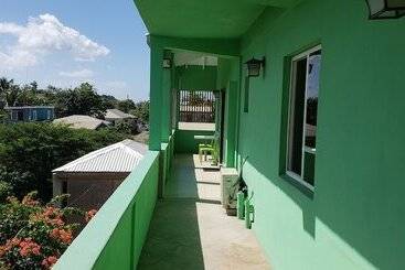 آپارتمان Touch Therapies Guest House