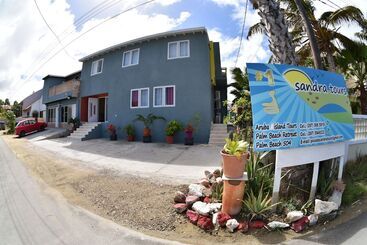 تختخواب و صبحانه Posada Sandra Tours