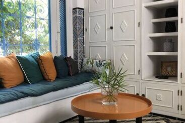 پانسیون Dar Marsa Cubes