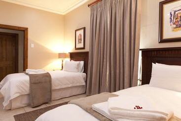 דירה Whispering Waters