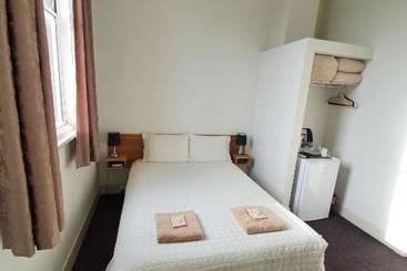 Empire Hotel Goulburn