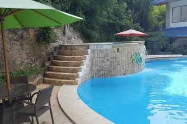 Hotel Beji Bay Resort