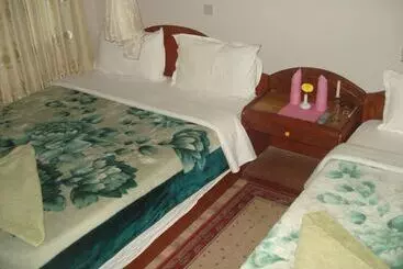 هتل River Bank Inn