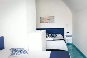 آپارتمانهای توریستها Eden Holiday