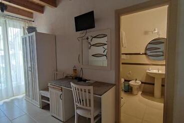 Szálloda Le Zagare Di Vendicari