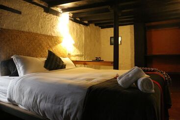 پانسیون Hira Guest House