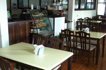 ペンション Simple Life Talay & Divers Resort