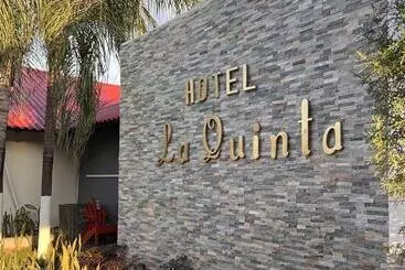 هتل La Quinta