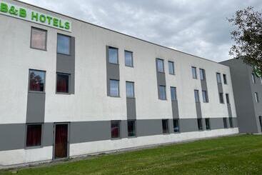 B&b Hotel Laval Ouest