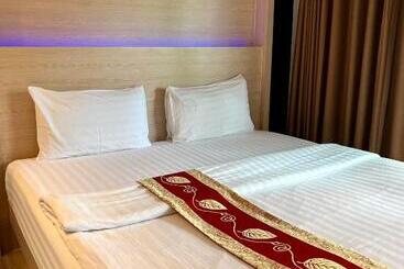 Phi Phi Rimlay Resort