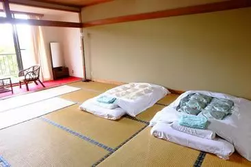 בית מלון כפרי Mifuji