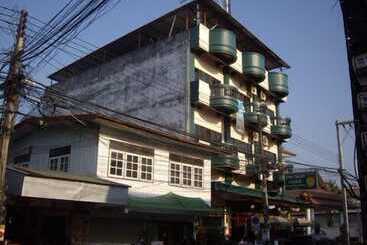 ホテル The Irish Clock