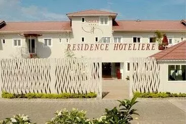 アパートホテル Nomad Suites Residence