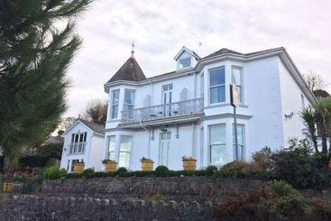 Aamiaismajoitus (B&B) The Shoalstone