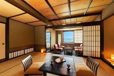 בית מלון כפרי Ooedo Onsen Monogatari Premium Kaga Maruya