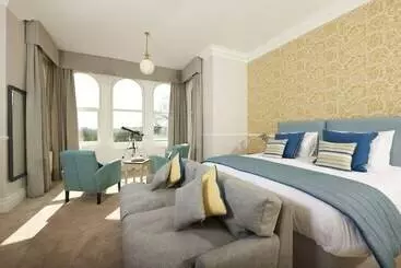 Pensió Newfield Hall