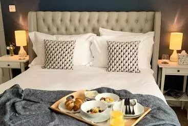 민박 The Bosham Boathouse