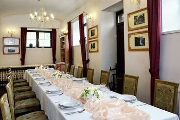 בית מלון כפרי Folwark Książęcy