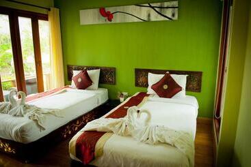 فندق Paiviengfah Resort