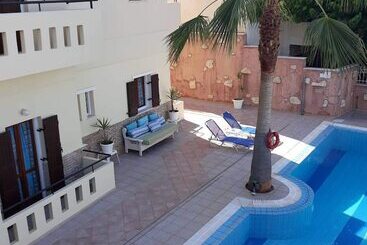 Semiramis Apartments By Estia