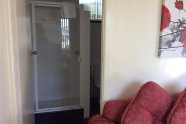 فندق Telopea Court