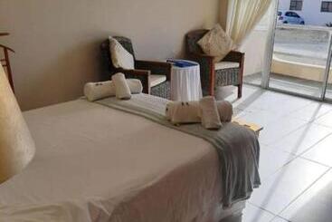 بنسيون Whale Watchers Inn