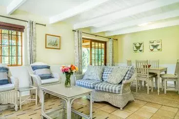 خانه Redberry Farm