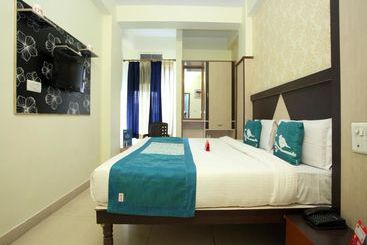 ホテル Oyo Rooms Hasanpura Flyover