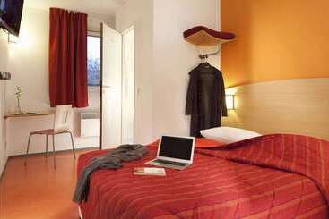 Fast Hotel Les Ulis Courtabœuf