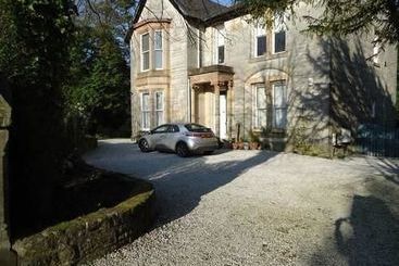 شقق خاصة سياحية Bishopton Apartment, Near Glasgow