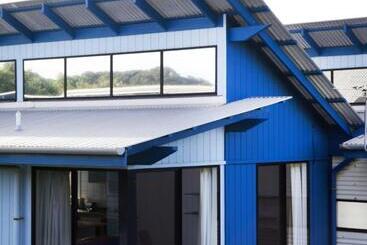 Esperance Island View Apartments