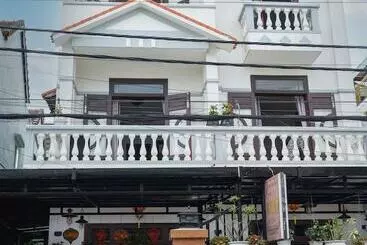 هتل Hoi An Viet House Homestay