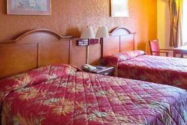 Отель Rodeway Inn