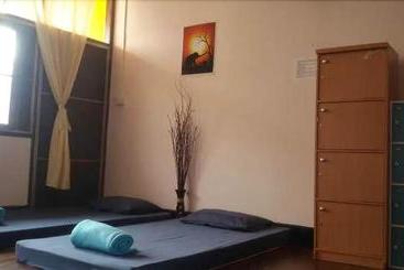 Общежитие The Living Place 3