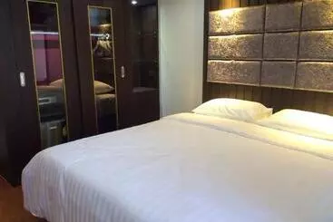 Grand Pink Hotel Hatyai