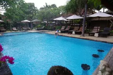 Hotel Tirta Sari Bungalow