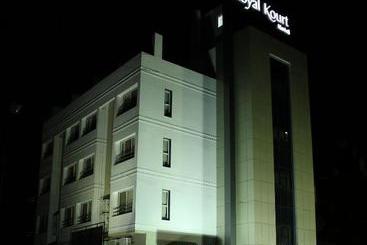 Hotel Treebo Trend Royal Kourt Aurangabad